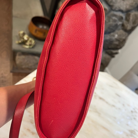 YSL Yves Saint Laurent Vintage Red Leather Arabesque hand bag! Very Rare - Picture 8 of 11